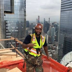 Meet your Posher, Troy